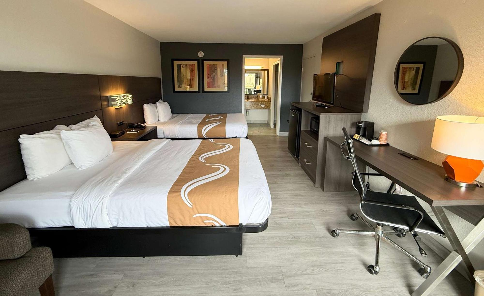 Quality Inn & Suites Baton Rouge West - Port Allen Eksteriør billede
